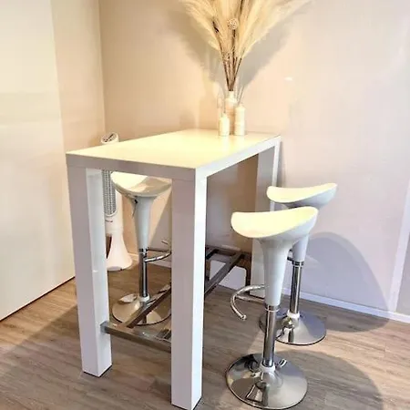 Stylish With Beautiful Balcony * Ingolstadt