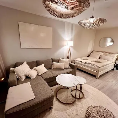 Apartment Stylish With Beautiful Balcony