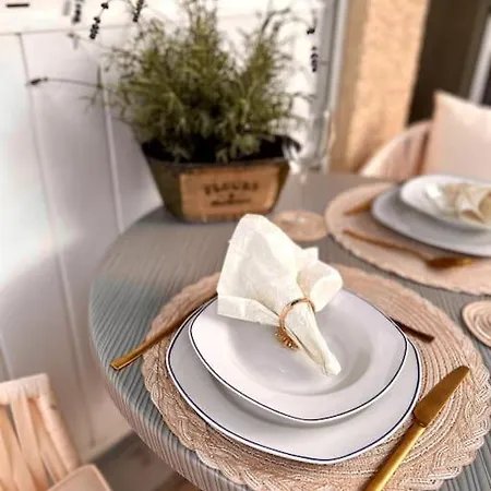 Stylish With Beautiful Balcony Ingolstadt